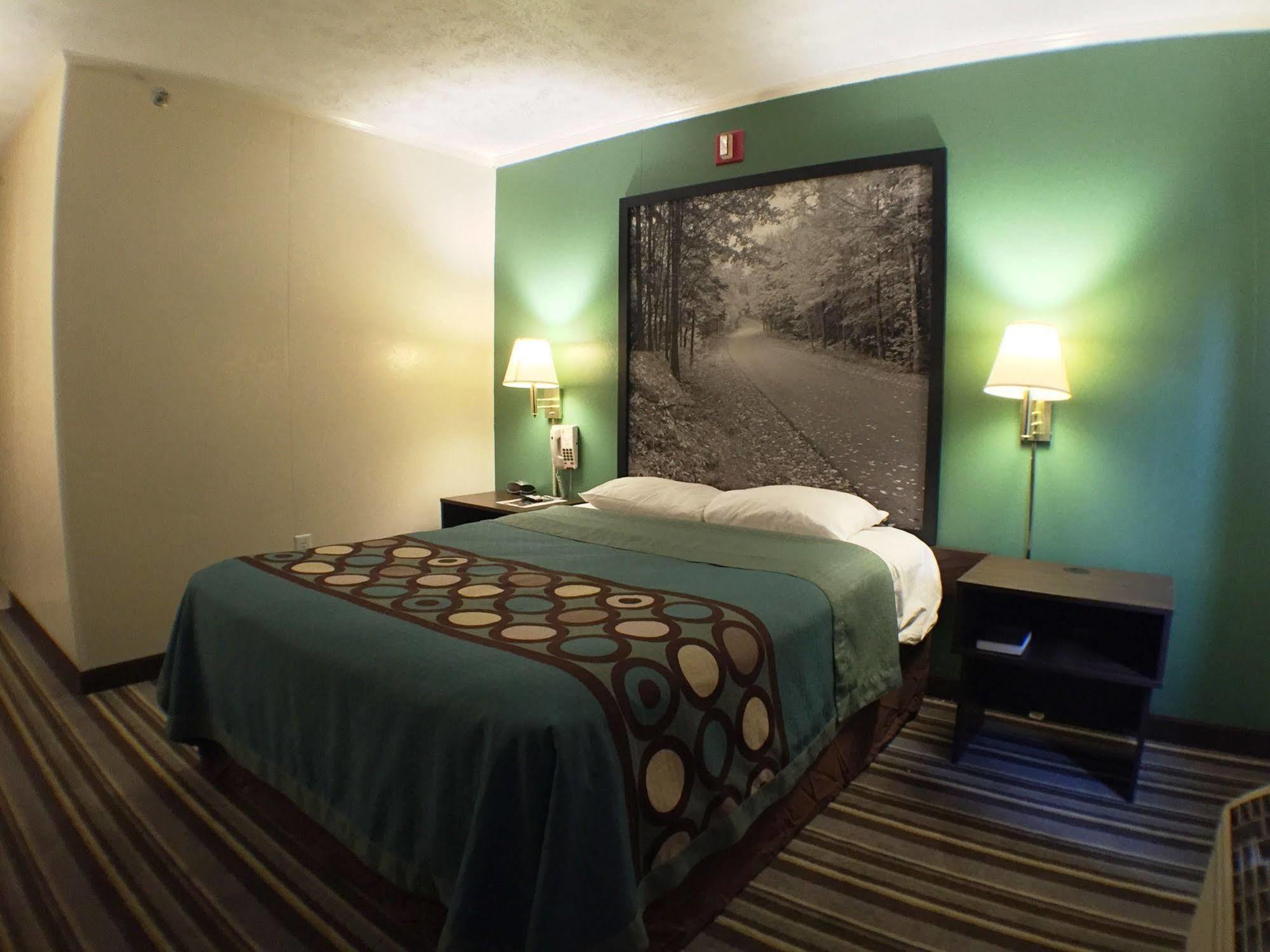 Syracuse Inn イースト・シラキューズ エクステリア 写真