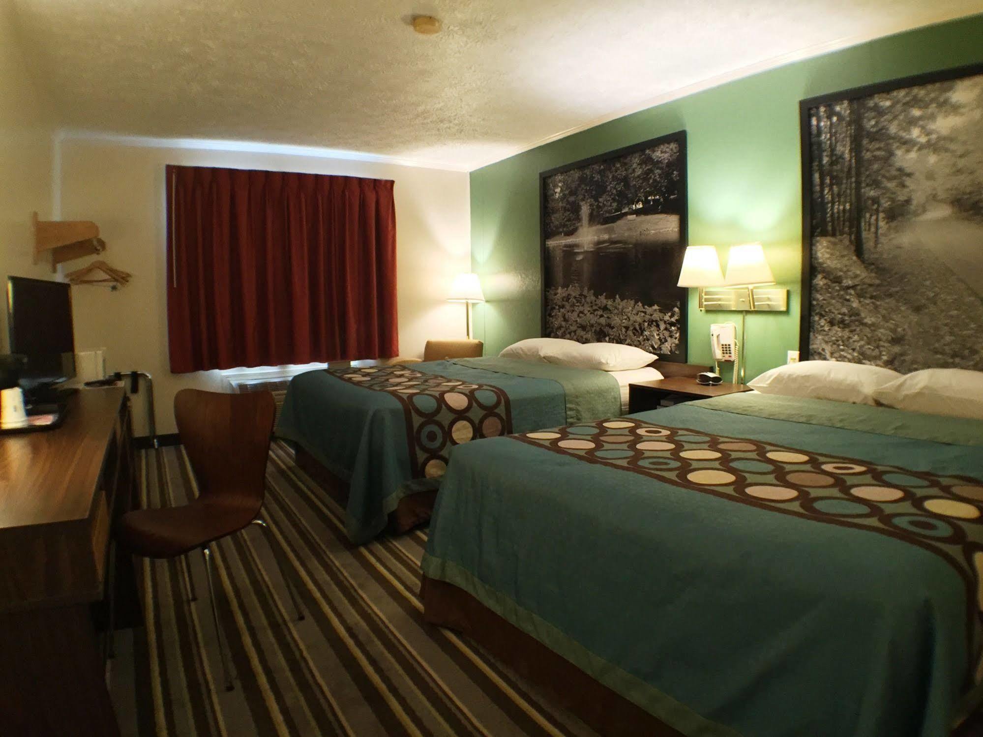 Syracuse Inn イースト・シラキューズ エクステリア 写真
