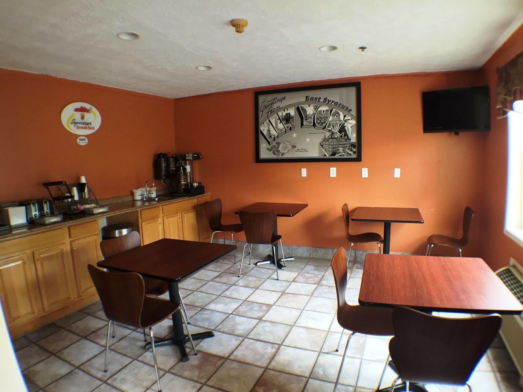 Syracuse Inn イースト・シラキューズ エクステリア 写真